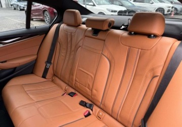 BMW Seria 5 G30-G31 Limuzyna 525d 231KM 2018 BMW Seria 5 525D 231KM Luxury Line, HiFi, Wireless Charging 2.0 Diesel, zdjęcie 24