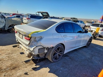 BMW Seria 3 G20-G21 2022 BMW Seria 3 330xi 2022 2.0 Benzyna 255KM, zdjęcie 3