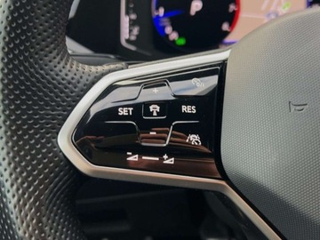 Volkswagen Arteon Fastback Facelifting 2.0 TSI 190KM 2022 Volkswagen Arteon 2.0TSI 190KM R-Line DSG SerwisASO Kessy Acc Led Navi Hak, zdjęcie 17