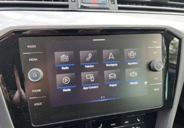 Volkswagen Passat B8 Variant Facelifting 2.0 TSI 190KM 2022 Volkswagen Passat 2.0TSI 190KM DSG Business salon Polska 1wl serwis grzana, zdjęcie 17