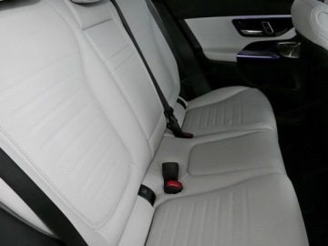 Mercedes GLC C254/X254 Coupe 2.0 200 204KM 2026 GLC Coupe 200 4-Matic AMG Line 2.0 (204KM) 2026, zdjęcie 9