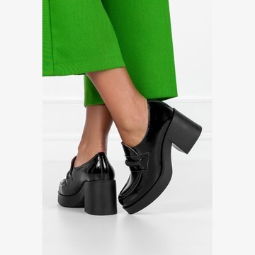 КОЖАНЫЕ ТУФЛИ ЖЕНСКИЕ С ЦИРКОНИЯМИ 37