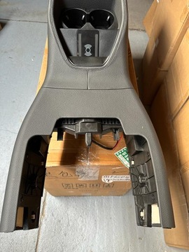 ПОДЛОКОТНИК ЦЕНТРАЛЬНЫЙ ТУННЕЛЬ ОТДЕЛЕНИЕ ДЛЯ ХОЛОДИЛЬНИКА MERCEDES V CLASS W447 14-20