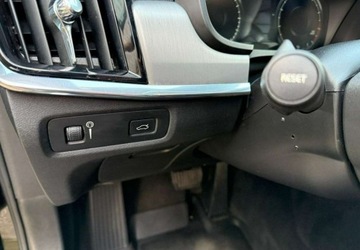 Volvo V90 II Kombi 2.0 T5 254KM 2018 Volvo V90 Momentum 2.0 T 254KM Benzyna Aktywny Tempomat nowy Rozrzad 2.0, zdjęcie 37
