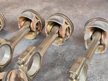 Поршень шатуна BMW E70 E90 F01 F10 F15 F20 F21 F25 F30 F31 N55 3.5 83.952