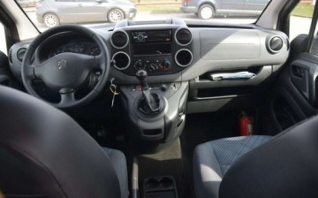Peugeot Partner I 1.6 HDi 75KM 2011 Peugeot Partner 1..6 HDI Berlingo 5-Osobowy Bez Korozji Oryginal lakier Sp, zdjęcie 16