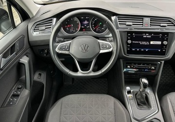 Volkswagen Tiguan II SUV Facelifting 1.5 TSI 150KM 2023 Volkswagen Tiguan Life Pakiet Comfort, FV 23, ACC, Kamera cofania, Keyles, zdjęcie 5