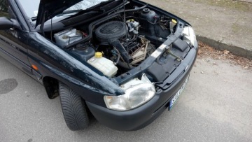 Ford Escort VII Hatchback 1.3 i 60KM 1996 .... Salon Polska .. Pierwszy Właściciel .. Org.Lakier .. 2 komplety KÓŁ, zdjęcie 33
