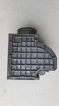 Расходомер воздуха Audi 80 B4 2.0 ABK 115km 037906601C