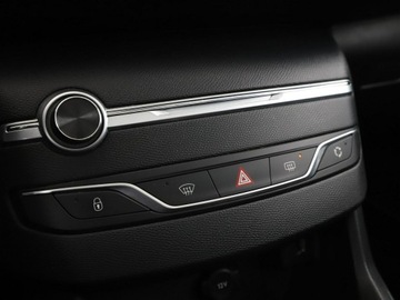 Peugeot 308 II Hatchback Facelifting 1.2 PureTech 130KM 2019 Peugeot 308 Allure automat panorama navi PDC, zdjęcie 26