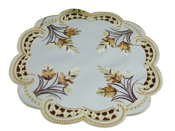 Serwetka haftowana 30cm koło kremowy ST4