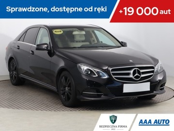 Mercedes Klasa E W212 Limuzyna Facelifting 250 CDI 204KM 2015 Mercedes E E 250 BlueTEC 4MATIC, Salon Polska