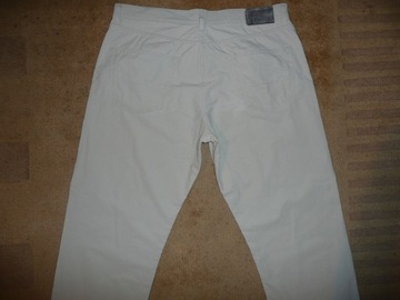 Spodnie HUGO BOSS W38/L34=47,5/114cm chinosy