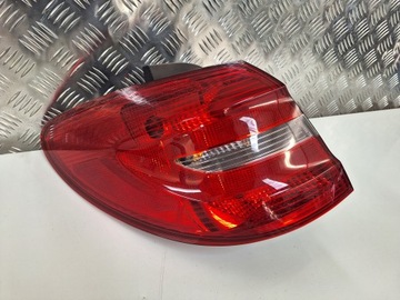 MERCEDES B W246 LAMPA LEWY TYŁ ORYGINAŁ ŁADNA
