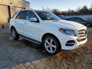 Mercedes GLE W166/C292 2016 Mercedes-Benz GLE MERCEDES-BENZ GLE 350 2016 3.0 Benzyna 258KM, zdjęcie 3