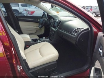 Chrysler 300C II 2021 Chrysler 300 2021r., Touring L, od ubezpieczalni 3.6 Benzyna 292KM, zdjęcie 8