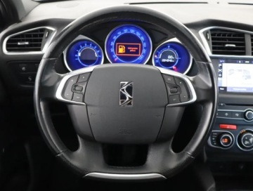 DS 4 I Hatchback Facelifting 2015 (Citroen) 1.2 PureTech 131KM 2015 Citroen DS4 1.2 PureTech, Salon Polska, zdjęcie 14