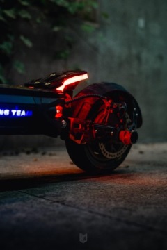 Задний светодиодный фонарь KuKirin G2 Master Custom