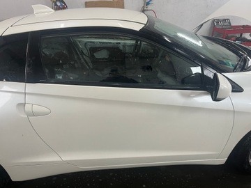 HONDA CRZ ZRCÁTKO PRAVÉ NH624P