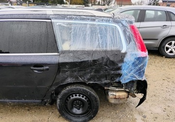 Volvo V70 III Kombi Facelifting 2.0 D3 DRIVE-E 150KM 2015 Volvo V70 2015r 2.0 Diesel. Uszkodzony lewy tyl. Jezdzi. 2.0 Diesel 150KM, zdjęcie 21