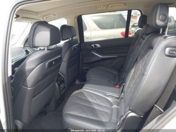 BMW X7 2025 BMW X7 xDrive40i 2025 3.0 Benzyna 375KM, zdjęcie 12