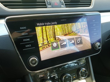 Skoda Superb III 2020 Skoda Superb iV 218KM Plug-in , Virtual Cocpit, TEMP.ADAPT, LED MATRIX, zdjęcie 16