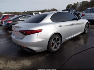 Alfa Romeo Giulia II Sedan 2.0 TBi 280KM 2017 Alfa Romeo Giulia 2017 Alfa Romeo Giulia AWD 2.0 Benzyna 280KM, zdjęcie 7