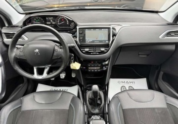 Peugeot 2008 I SUV Facelifting 1.2 PureTech 110KM 2017 Peugeot 2008 Crossway Panorama Kamera Navi Zamiana Raty Gwaranjcja 1.2, zdjęcie 18