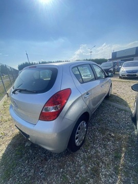 Hyundai i20 I Hatchback 5d 1.2 DOHC 78KM 2010 Hyundai I20 1.2 16V 2010R. SUPER STAN ORYGINALNY PRZEBIEG, zdjęcie 3