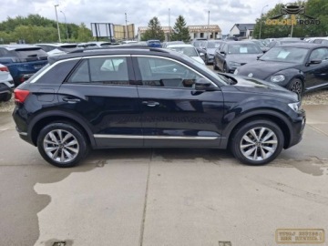 Volkswagen T-Roc I SUV 1.6 TDI 115KM 2020 Volkswagen T-Roc 1,6 TDI 115KM navi elektryka grz. fotele alu led oplacony, zdjęcie 4