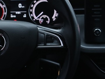 Skoda Kamiq Crossover 1.5 TSI 150KM 2020 Skoda Kamiq 1.5 TSI, Salon Polska, Serwis ASO, zdjęcie 17