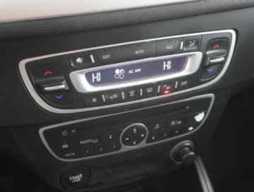 Renault Megane III Hatchback 1.4 16v TCe 130KM 2009 Renault Megane 1.4 TCe, Klima, Klimatronic, zdjęcie 11