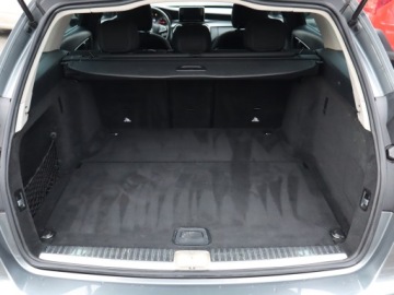Mercedes Klasa C W205 2016 Mercedes C C 180 d, Navi, Klima, Klimatronic, zdjęcie 13