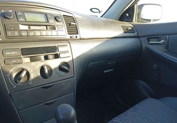 Toyota Corolla IX (E12) Kombi 2.0 D-4D 90KM 2003 Toyota Corolla Toyota Corolla 2.0 D-4D 2.0 Diesel 90KM, zdjęcie 10