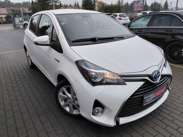Toyota Yaris III 2016 Toyota Yaris Hybryda Automat Klimatronik Kamera Sensor 1.5 Hybryda 73KM, zdjęcie 2