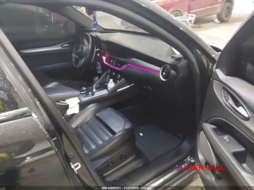 Alfa Romeo Stelvio SUV 2.0 Turbo 280KM 2018 Alfa Romeo Stelvio 2018 r.,2,0L TI SPORT AWD 2.0 Benzyna 280KM, zdjęcie 8