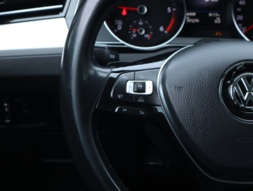 Volkswagen Passat B8 Limousine 2.0 TDI BlueMotion Technology 150KM 2017 VW Passat 2.0 TDI, Salon Polska, Serwis ASO, zdjęcie 17