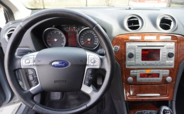 Ford Mondeo III Sedan 2.0 145KM 2007 Ford Mondeo Bezwypadkowy Serwisowany 1-Wlasciciel Navi GHIA Bogata Wersja, zdjęcie 17