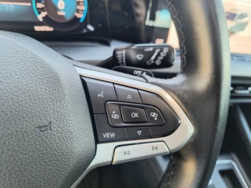 Volkswagen Golf VIII Variant 2.0 TDI 150KM 2021 Volkswagen Golf SalonPL serwis 2.0TDI 150KM bezwypadkow pakiet AppConnect, zdjęcie 19