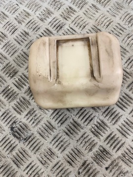 MITSUBISHI PAJERO II NÁDOBKA VYROVNÁVACÍ 91-99R