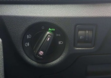 Skoda Scala Hatchback 1.0 TSI 110KM 2021 Skoda Scala 1.0 PB 110KM Amibtion Salon PL Serwis ASO Gwarancja SmartLink, zdjęcie 14