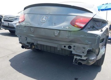 Mercedes Klasa C W205 2019 Mercedes-Benz Klasa C 2019, 3.0L, 4x4, 43 AMG, od ubezpieczalni 3.0 Benzyna, zdjęcie 2