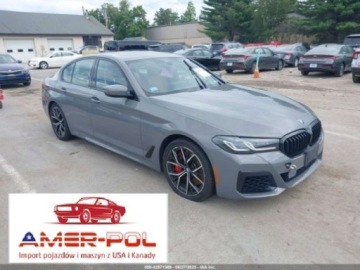 BMW Seria 5 G30-G31 2022 BMW Seria 5 540 I XDRIVE, 2022 3.0 Benzyna 335KM
