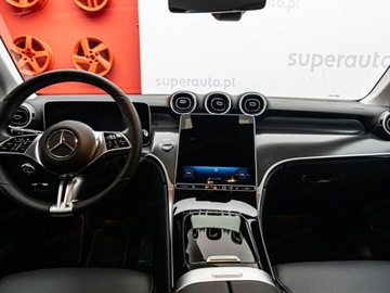Mercedes GLC C254/X254 2025 GLC Coupe 200 d 4-Matic Avantgarde 2.0 (163KM) 2025, zdjęcie 10