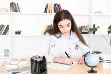 48 цветных акварельных маркеров в футляре