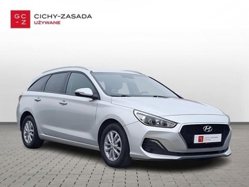 Hyundai i30 III Wagon 1.0 T-GDi 120KM 2019 Hyundai i30 Salon PL T-GDi 120 KM Combi Classic Business Klima Bezwypadkowy, zdjęcie 2