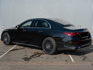 Mercedes Klasa E W214 2025 E Klasa 300 e 4-Matic AMG 2.0 (333KM) 2025, zdjęcie 2