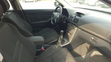 Toyota Avensis II Sedan 2.0 VVT-i 147KM 2006 Toyota Avensis Ozarow Mazowiecki 2.0 benzyna 2006 rok ALUFELGI, zdjęcie 7