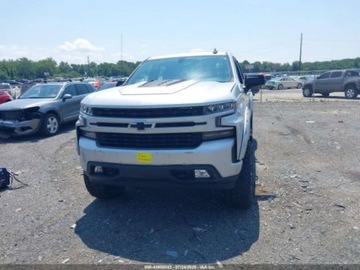 Chevrolet Silverado II 2021 Chevrolet Silverado 1500 Short Bed RST 2021 5.3l 5.3 Benzyna 355KM, zdjęcie 8