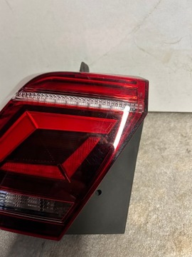 VW TIGUAN II LIFT LAMPA LEWY TYŁ LED 5NA945207G